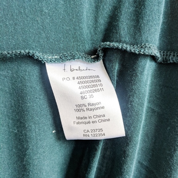 ✨$15✨ T. Babaton Flowy Button Up Tee - Picture 5 of 5